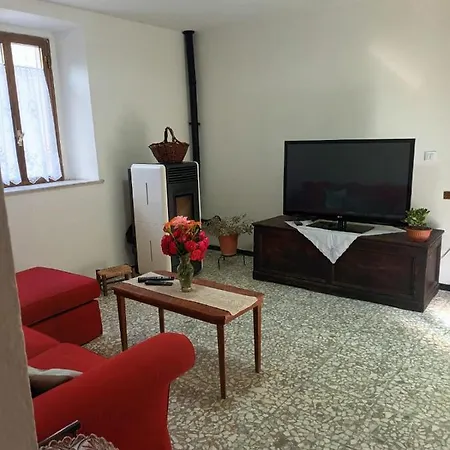 Casolare Trombacco Fabbriche di Vergemoli