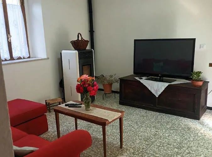 Casolare Trombacco Fabbriche di Vergemoli