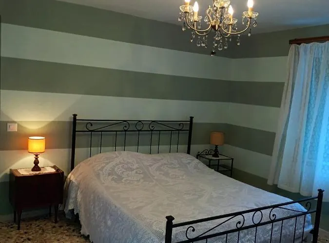 Casolare Trombacco Fabbriche di Vergemoli